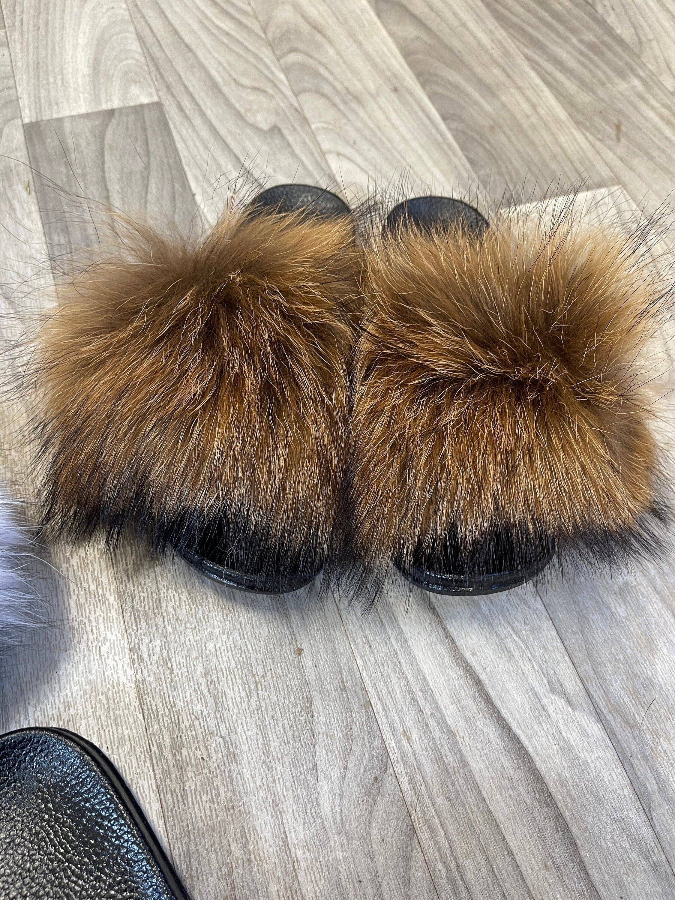 Luxury Fur Slides – Soft Plush Slippers in Multiple Colors | Prestige Furs