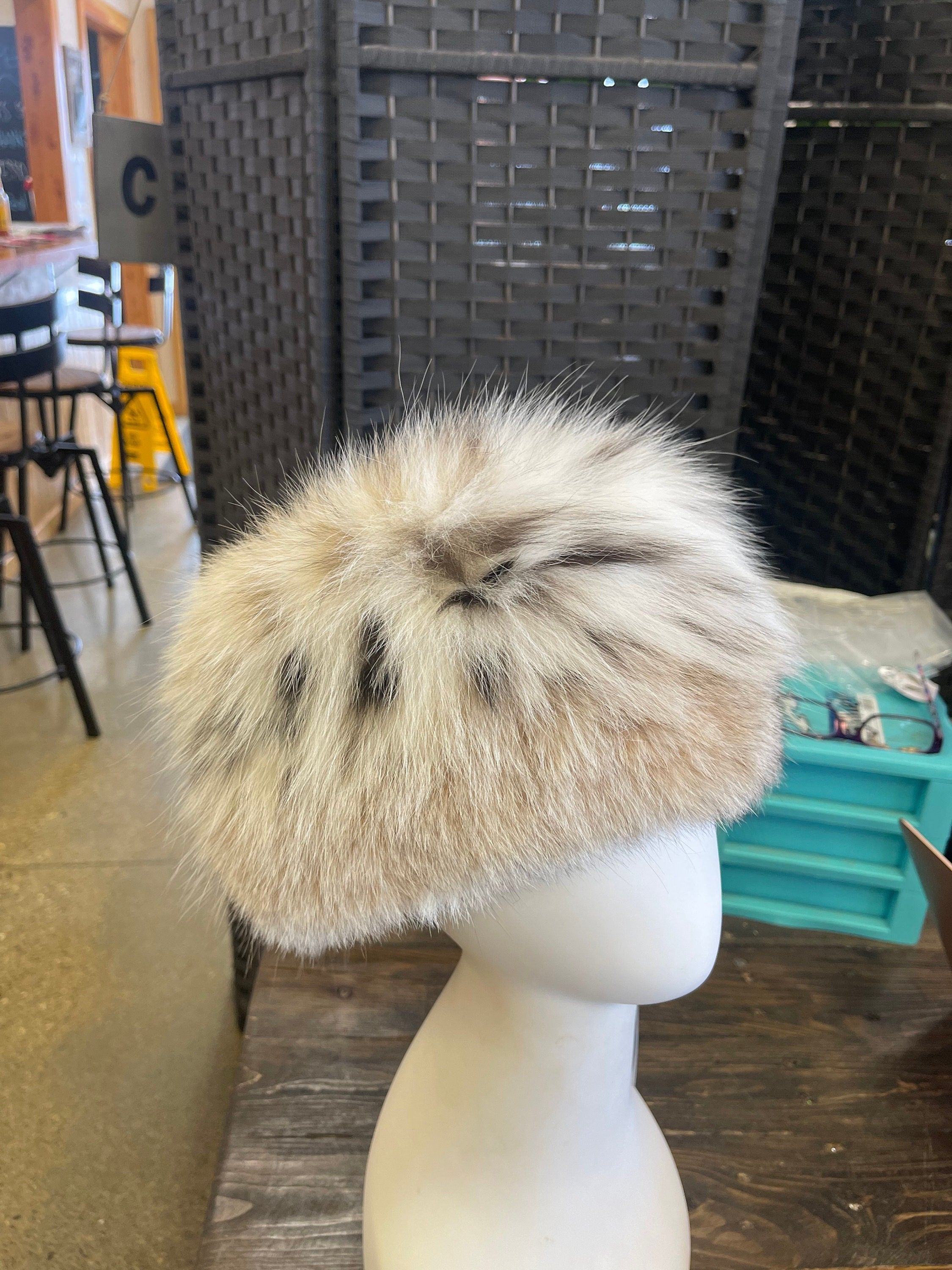 Fur hat pillbox hat Beautiful soft lynx cat fur hat bobcat