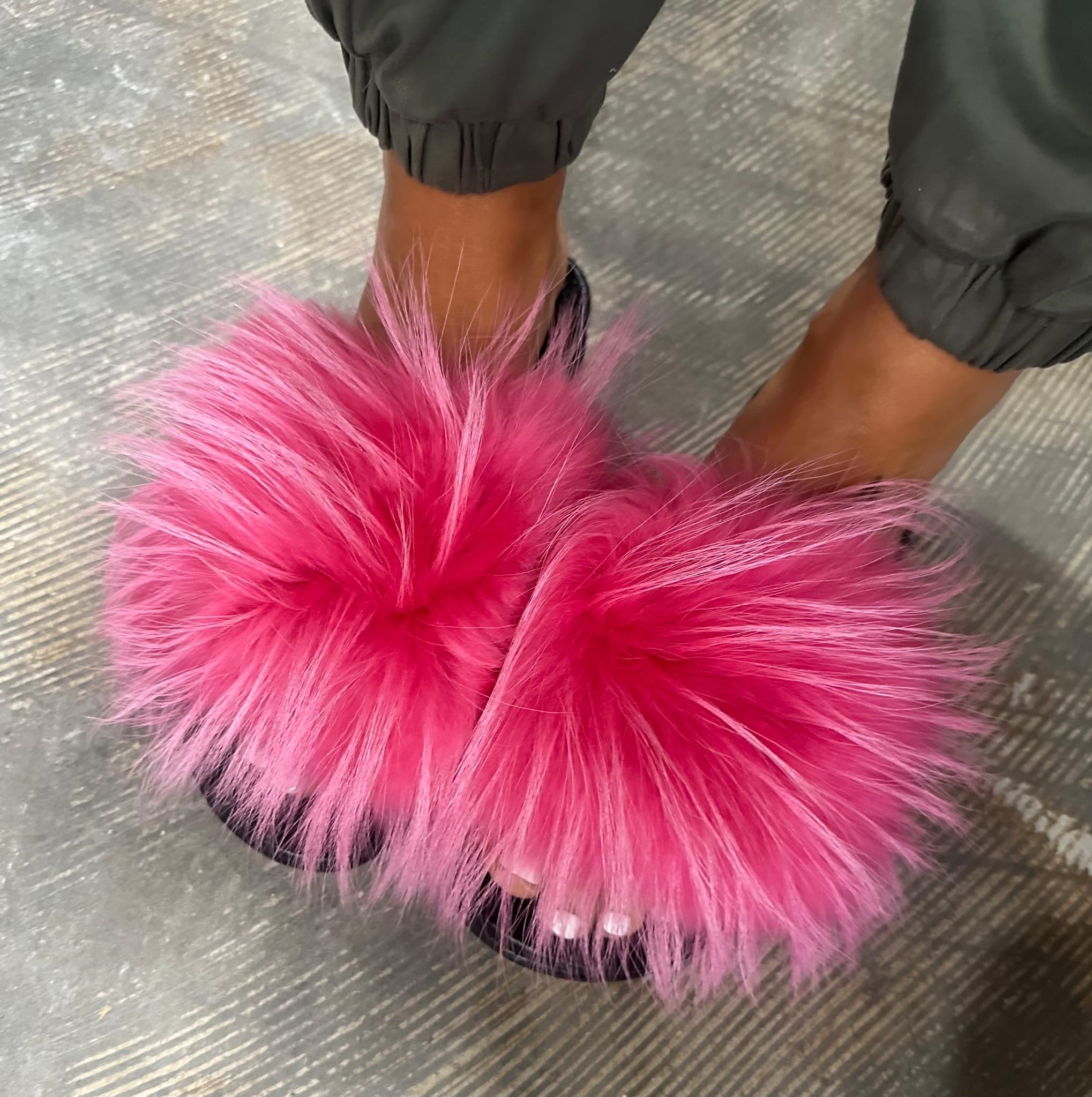 Luxury Fur Slides – Soft Plush Slippers in Multiple Colors | Prestige Furs