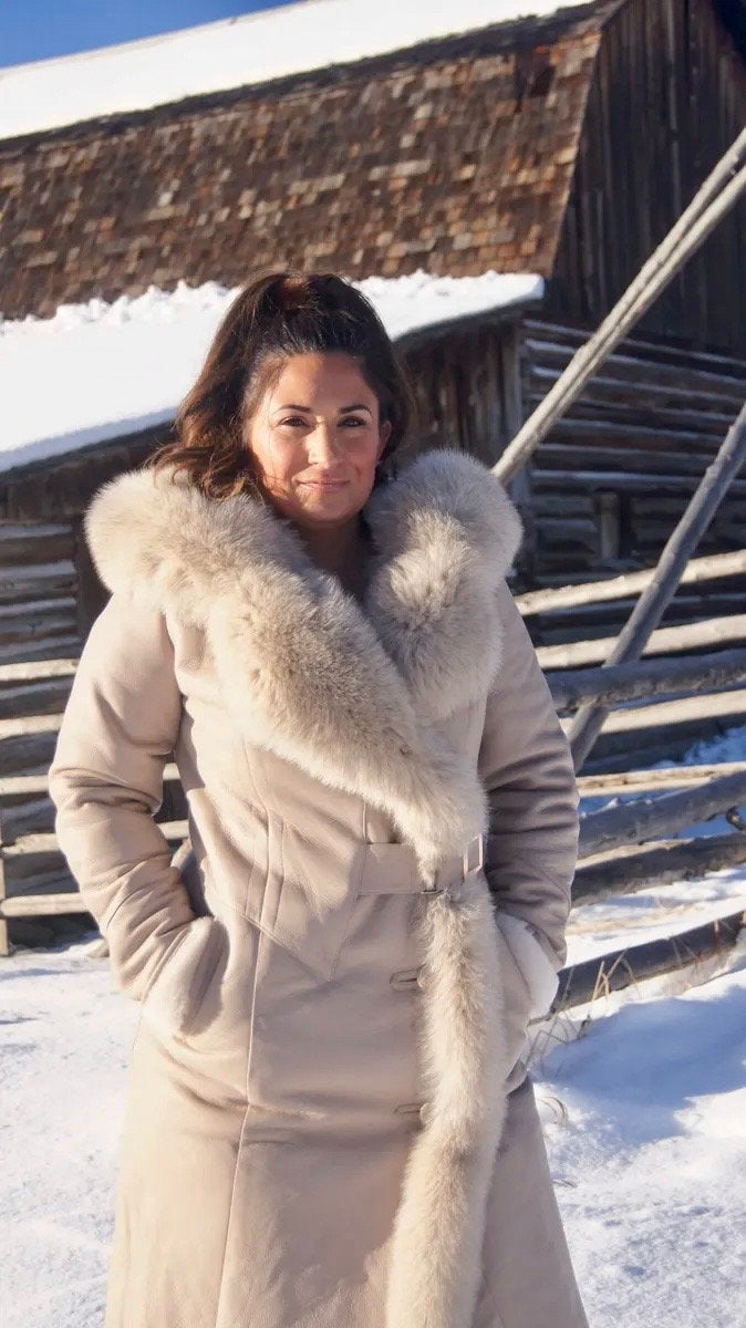 Shearling stroller with fox trim